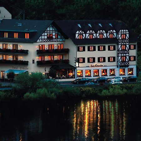 Moselhotel & Restaurant Zur Traube Gmbh Loef Luaran gambar